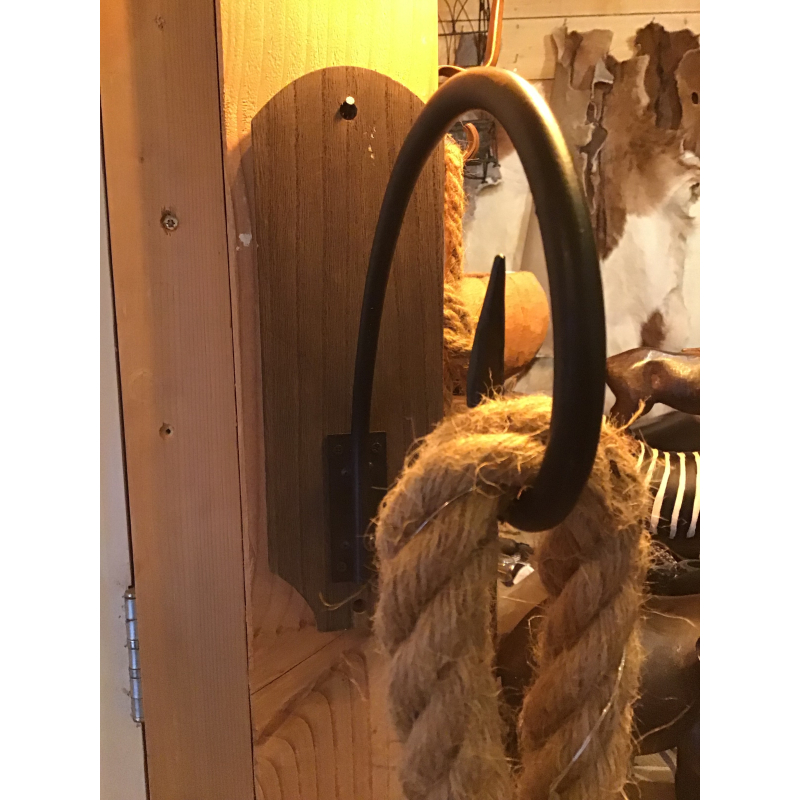 haak hout metaal zwart 